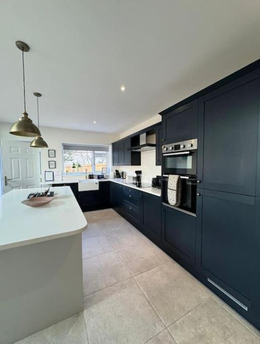 Stylish Apartment Near The Centre Of Harrogate Exterior foto